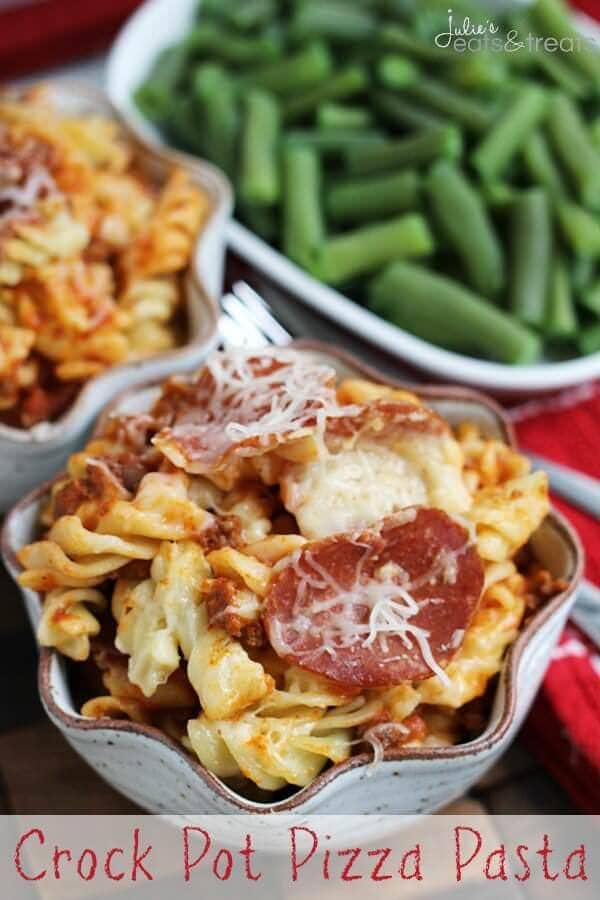 Crock Pot Pizza Pasta ~ Easy Crock Pot Meal Loaded with Pasta, Pizza Sauce, Pepperoni, Hamburger and Cheese!