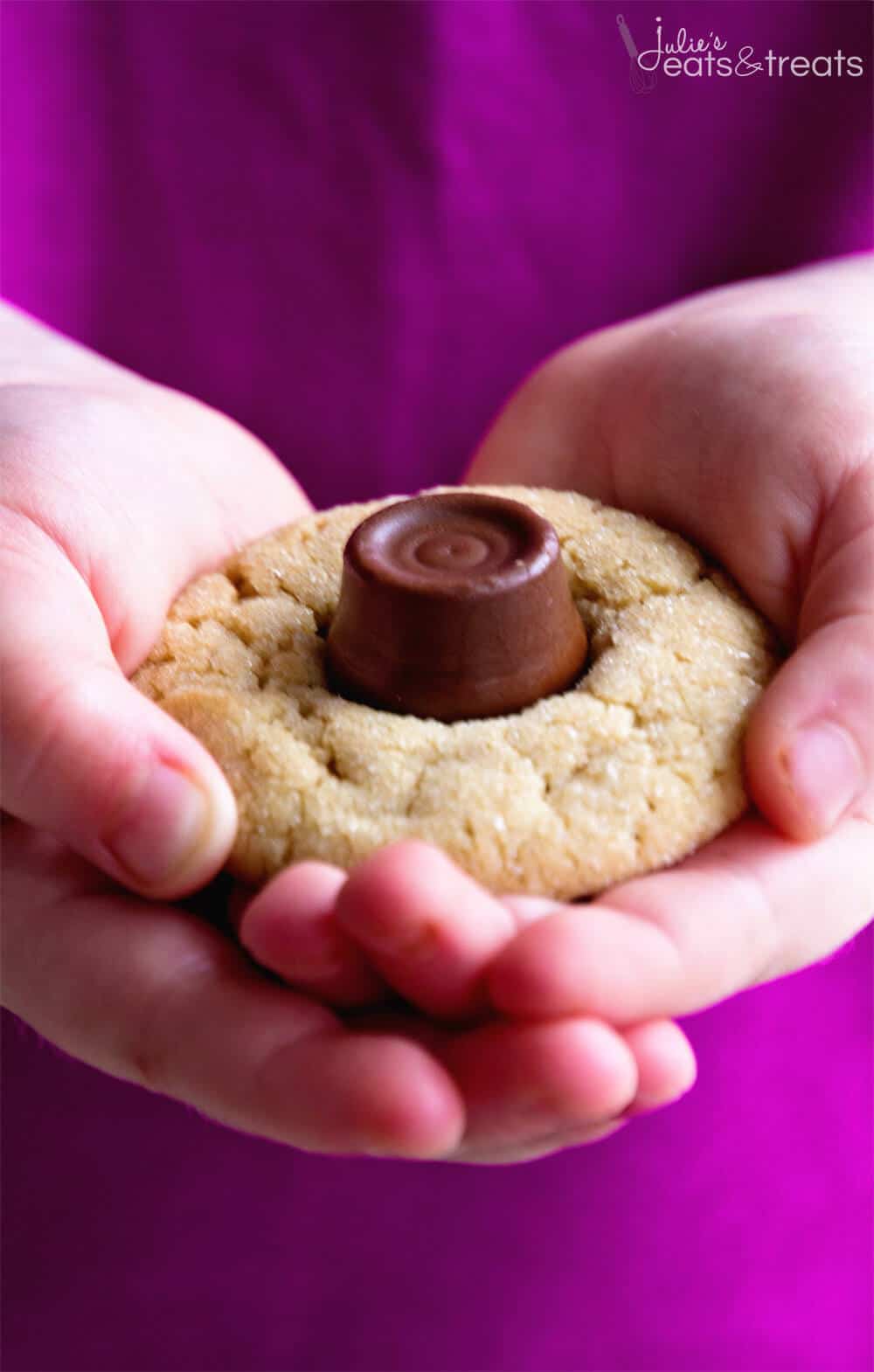 Rolo Peanut Butter Blossom Cookies Recipe ~ Soft Chewy Peanut Butter Blossoms with a Rolo in the Middle! Quick, Easy Christmas Cookie Perfect for the Holidays!