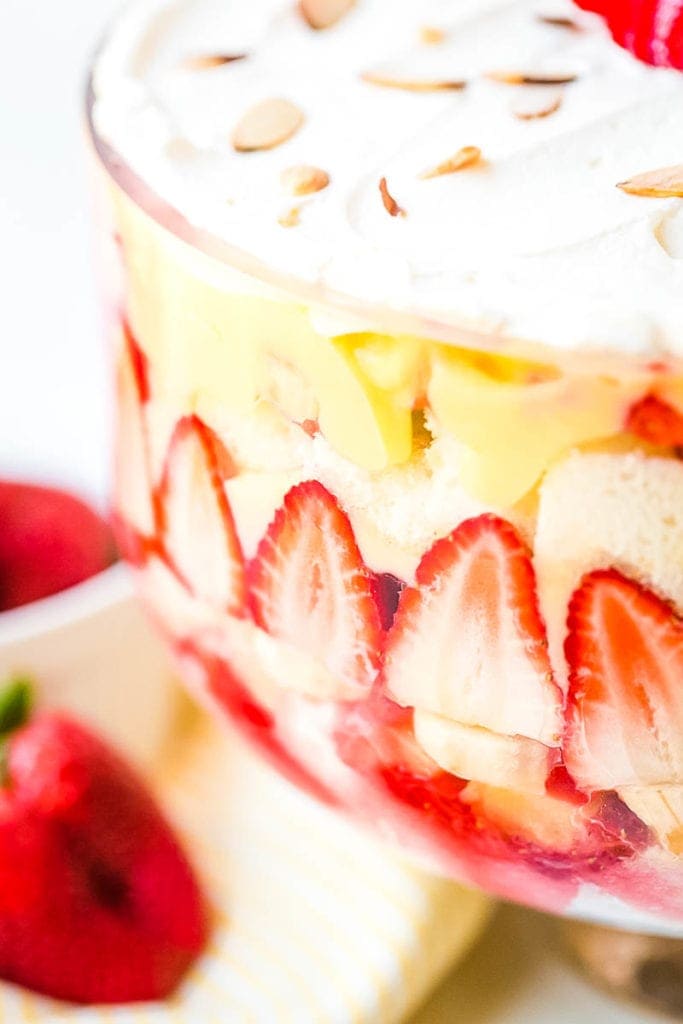 Bowl with banana split trifle