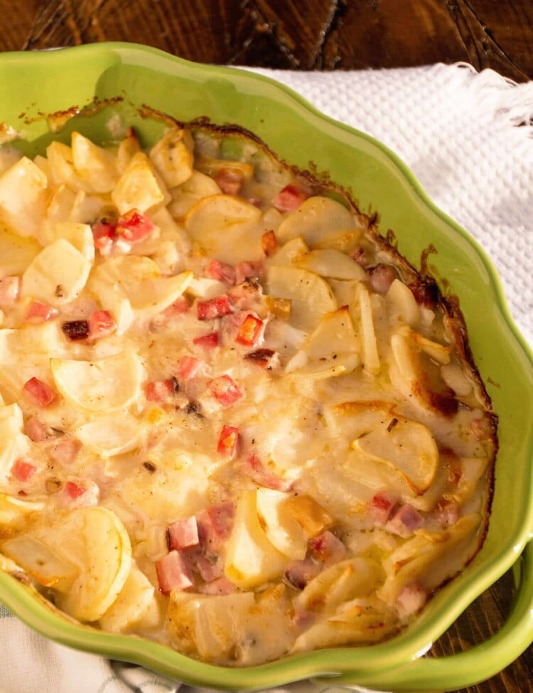Scalloped Potatoes with Ham & Cheese ~ Delicious, Homemade Scalloped Potatoes Layered with Ham & Cheese! The Perfect Comfort Food Dinner!