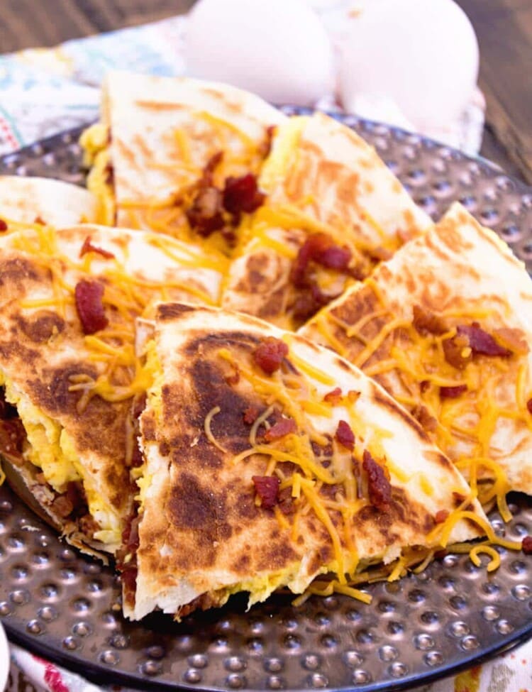 Bacon, Egg & Cheese Quesadillas Recipe ~ Crispy, Pan Fried Tortillas Stuffed with Bacon, Egg & Cheese! Makes the Perfect Quick, Easy Breakfast Recipe!