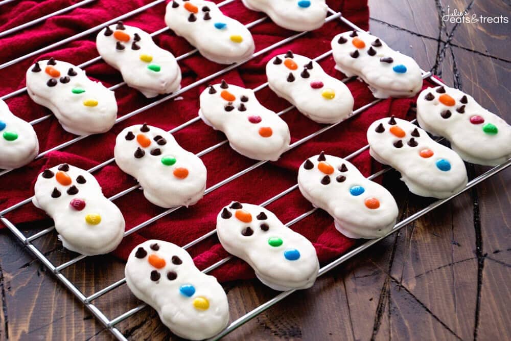 Snowman Cookies ~ Nutter Butter Cookies Dressed up as Cute Little Snowman for your Holiday Cookies!