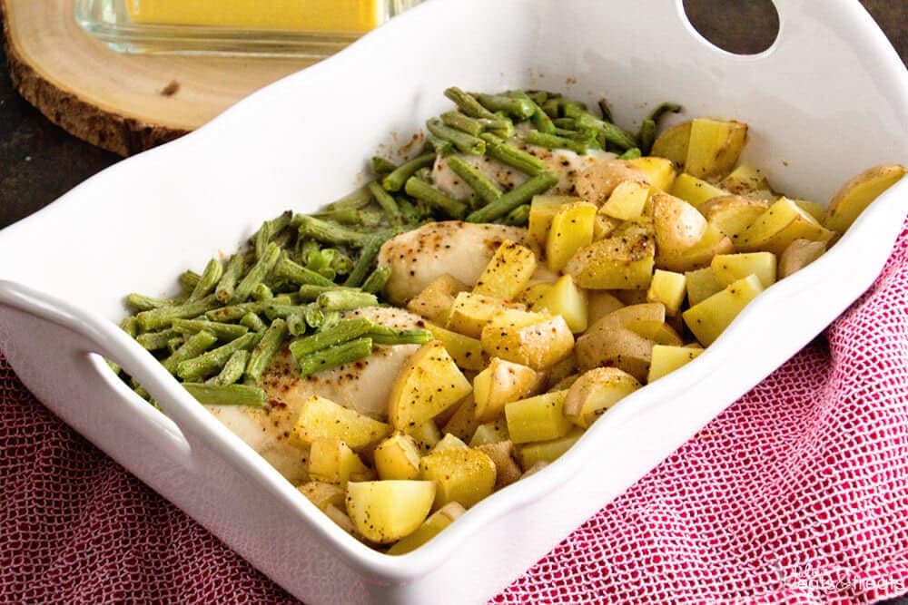 Green Beans, Chicken & Potatoes ~ One Pan Wonder Dinner That Will Be a Hit With Your Family!