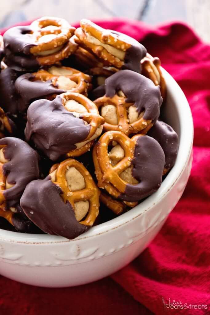 Chocolate Dipped Peanut Butter Pretzels Julie's Eats & Treats