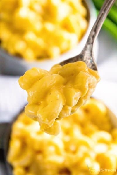 Crock Pot Mac & Cheese ~ Your Favorite Macaroni and Cheese Made in Your Slow Cooker! Easy, Creamy, Deliciousness!