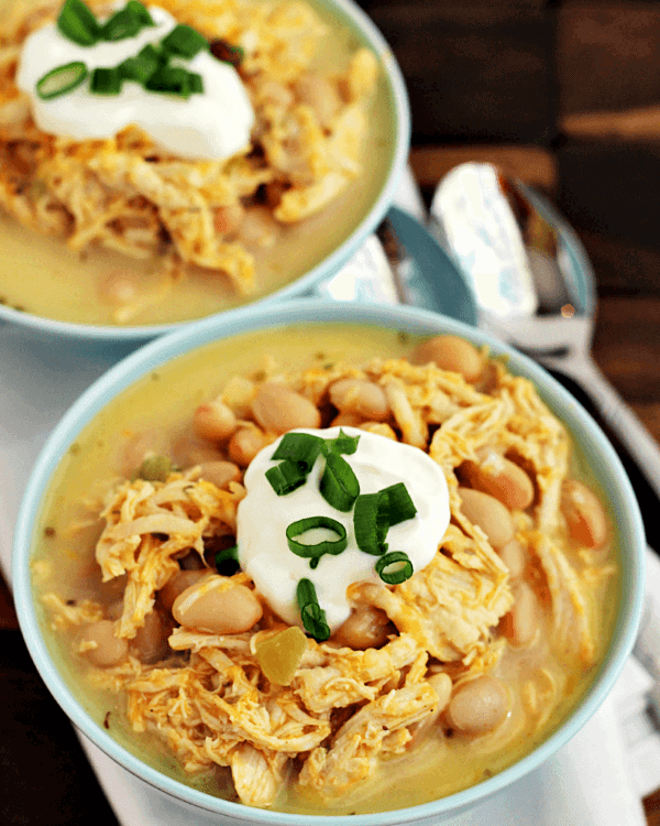 Crock Pot White Chicken Chili ~ Loaded with White Beans, Cheese, Cayenne Pepper and Green Chilies to give it a KICK!