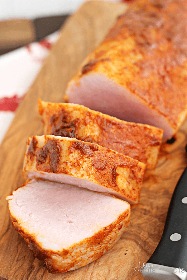 Southwestern Pork Tenderloin ~ Quick and easy pork tenderloin with a kick and only 3 ingredients!