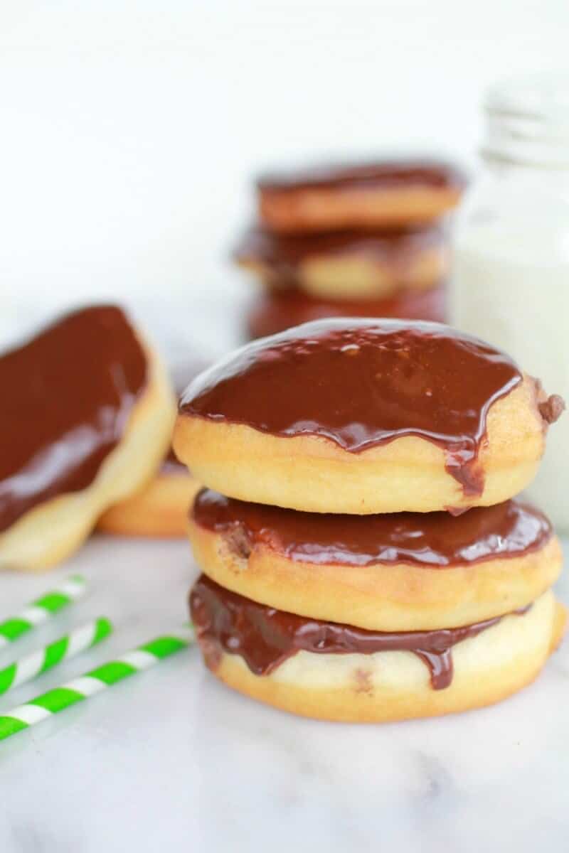 Chocolate-Irish-Cream-Filled-Donuts