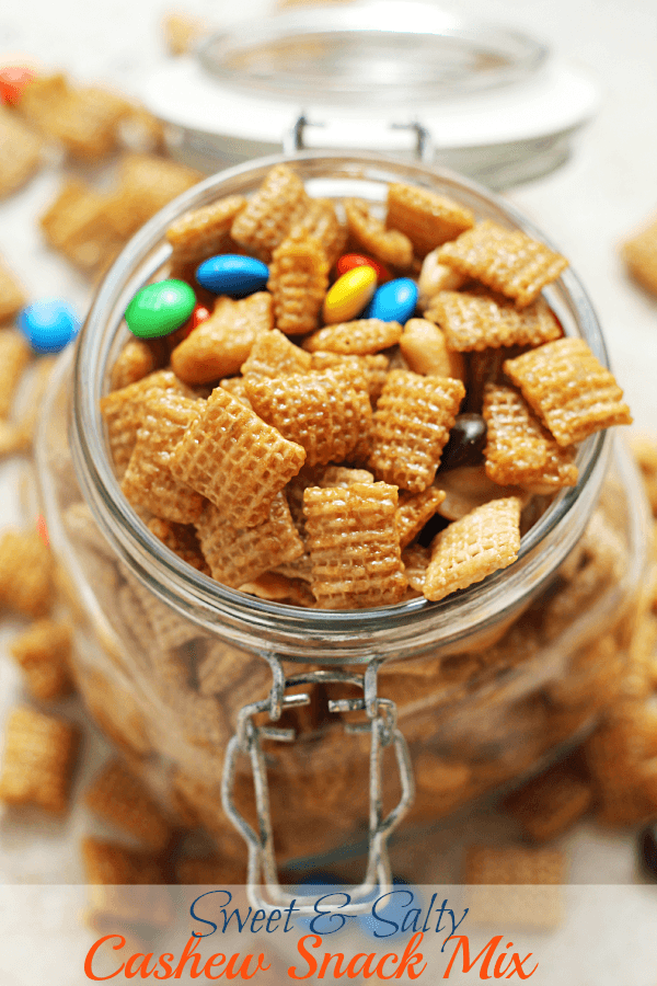 Sweet & Salty Cashew Chex Mix ~ Easy Snack Mix Loaded with Cashews, Chex, M&Ms & Cashews and Smothered in Caramel!