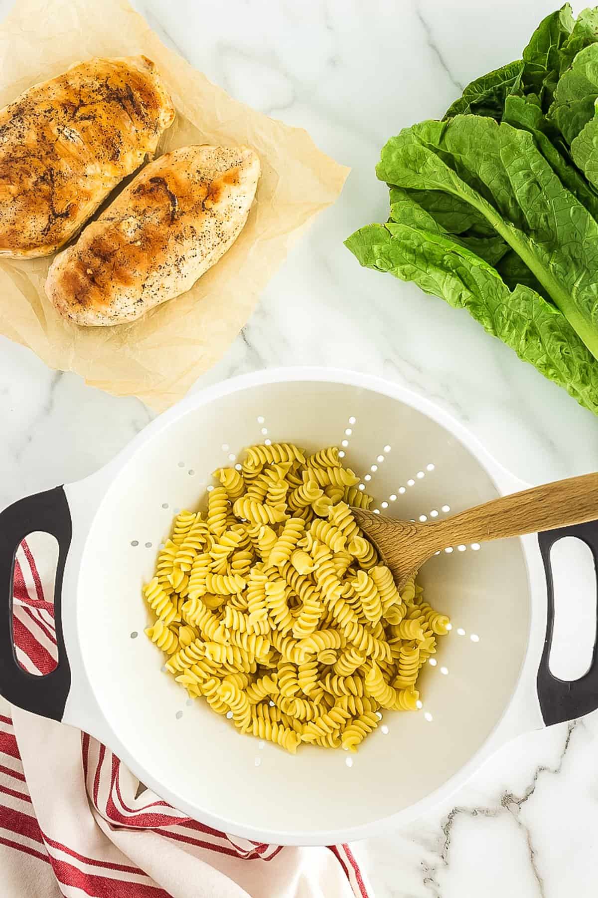 Colander with rotini pasta