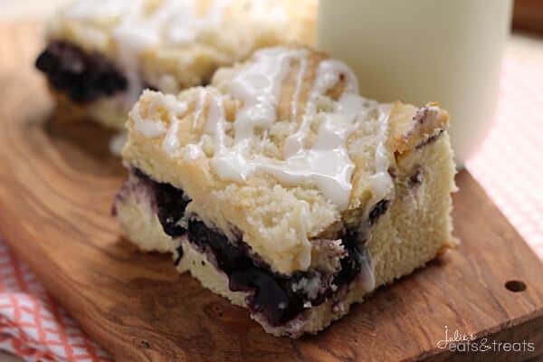 Blueberry Cream Cheese Coffee Cake ~ Delicious Coffee Cake Stuffed with Blueberries and Cream Cheese! Topped with a Crumb Topping and Glaze!