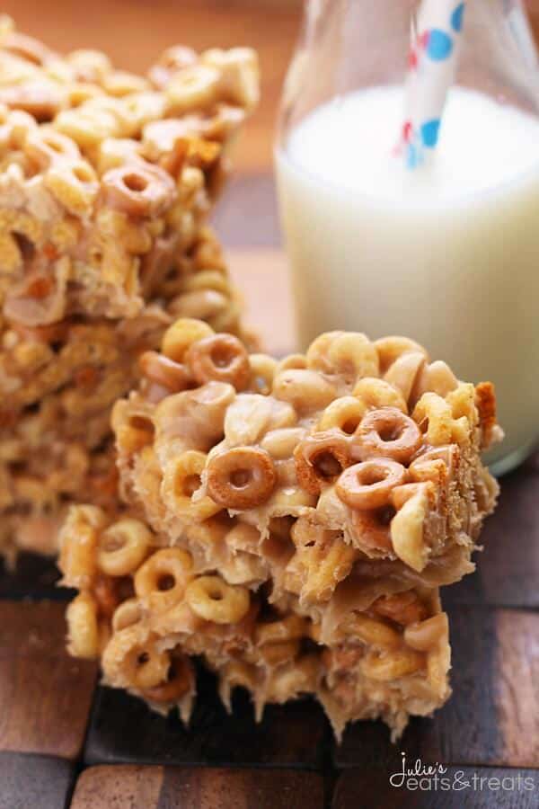 No Bake Peanut Butter Bars Loaded with Cheerios for a quick delicious treat!