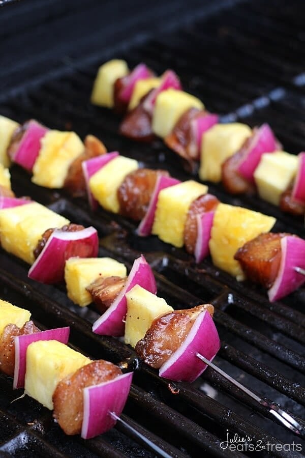 Pineapple Chicken Kabobs ~ Quick and Easy Marinated Kabobs that are the Perfect Combination of Sweet and Tangy!