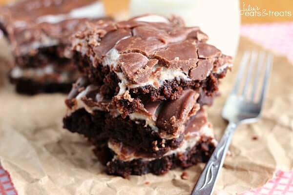 Fudgy Marshmallow Brownies ~ Soft, Chewy Brownie Topped with Marshmallows and Chocolate Frosting!