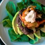 Skinny Southwestern Cheeseburger ~ On a bed of spicy fresh arugula, topped it with roasted red pepper, roasted poblano peppers, creamy goat cheese, avocado, and BBQ sauce!