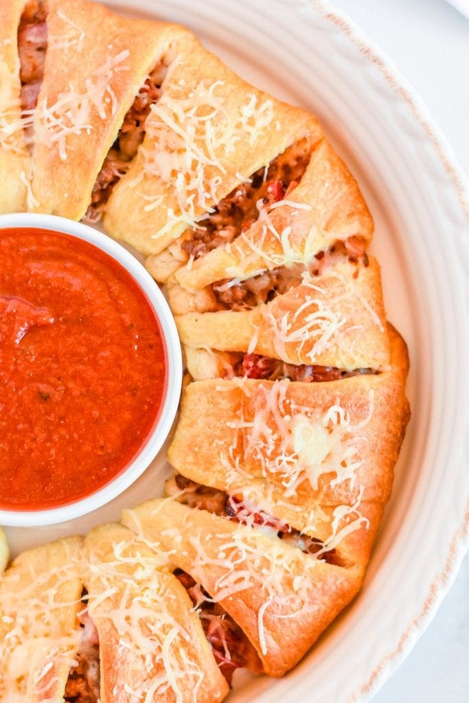 Pizza Ring with a bowl of pizza sauce in the middle