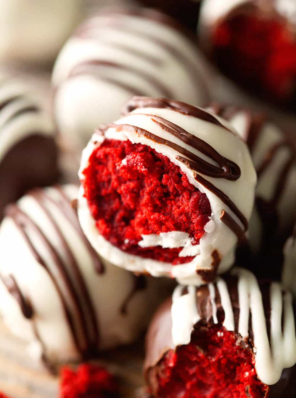 Red Velvet Cake Triffles - Quick and Easy! Treat yourself to these delicious Chocolate Bites filled with Red Velvet Cake!