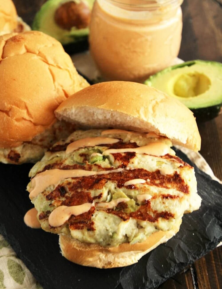 Chicken Avocado Burger with Chipotle Yogurt Sauce ~ Chicken Burger Stuffed with Avocado, Garlic, Feta Cheese and Drizzled with a Delicious Chipotle Yogurt Sauce!