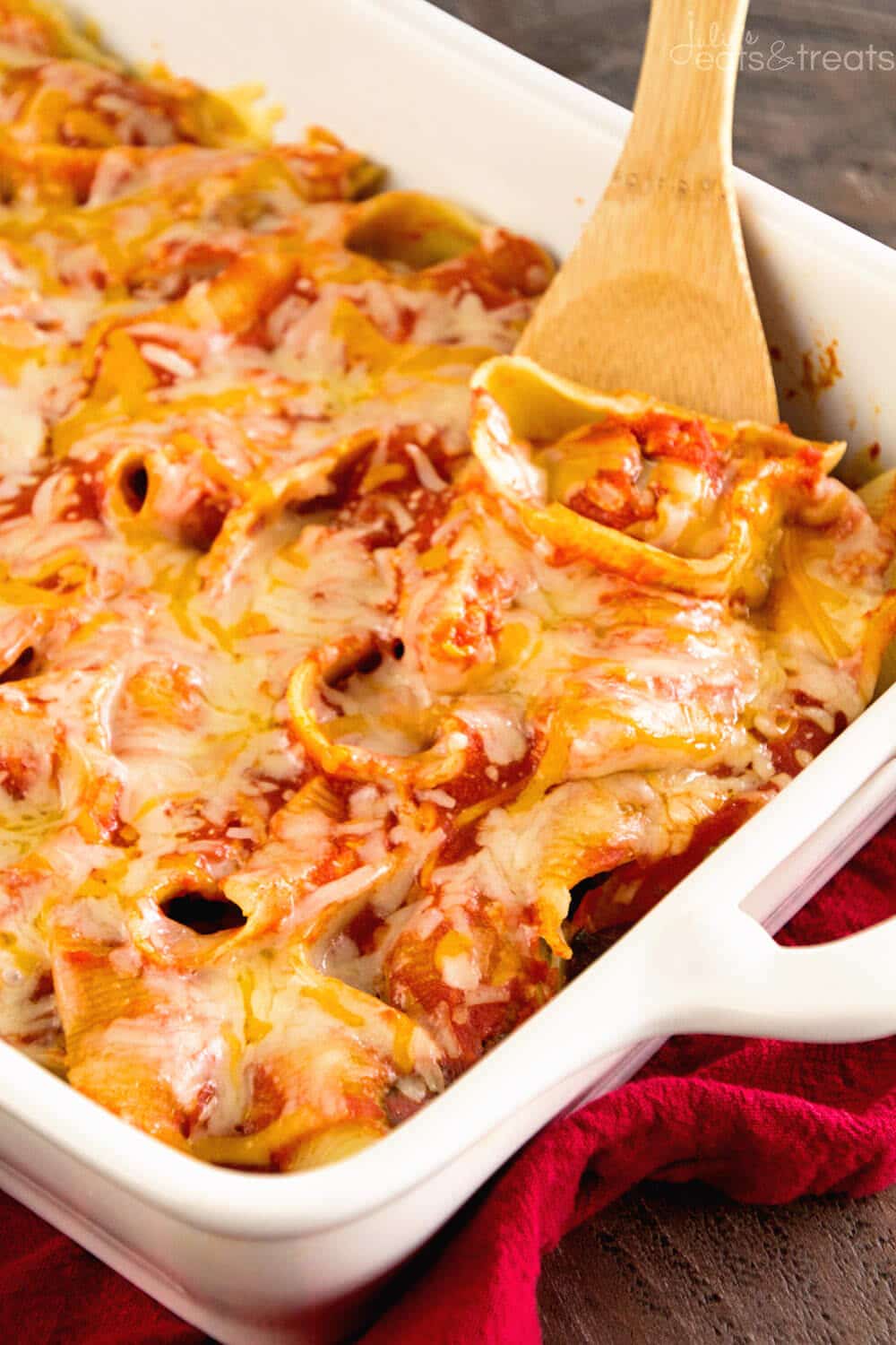 Easy Meatball Stuffed Shells ~ Quick, Easy Delicious Recipe! Shells Stuffed with Meatballs then Smothered in Spaghetti Sauce and Cheese!