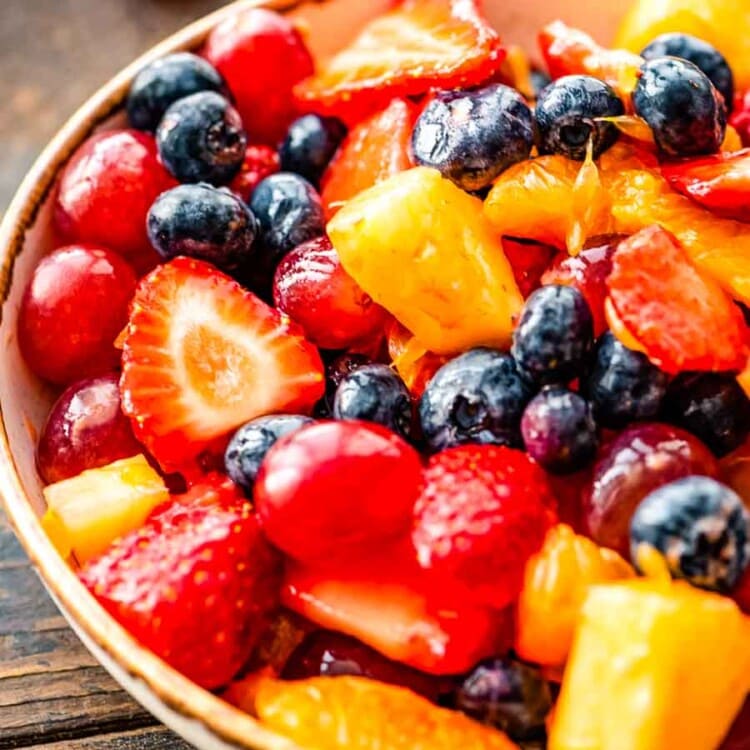 Prepared fruit salad in bowl