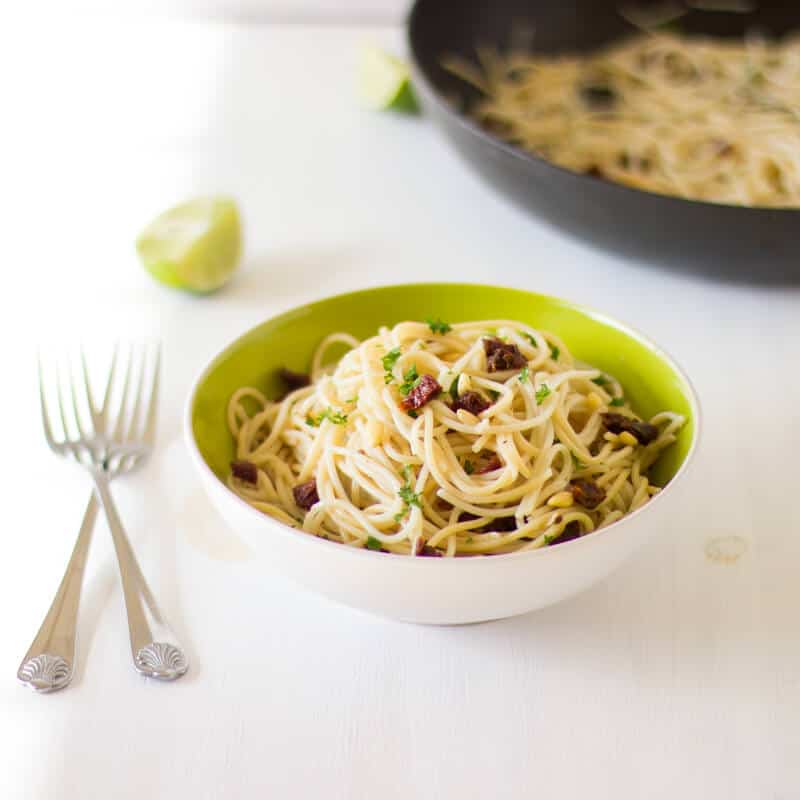 Lemon Garlic Spaghetti with Sundried Tomatoes-5