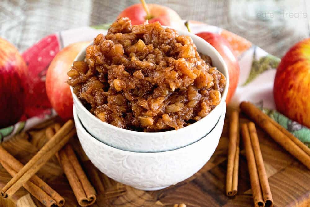 Light Crock Pot Applesauce Recipe ~ Delicious, Easy Applesauce that is slow cooked! Loaded with all the flavors of fall!