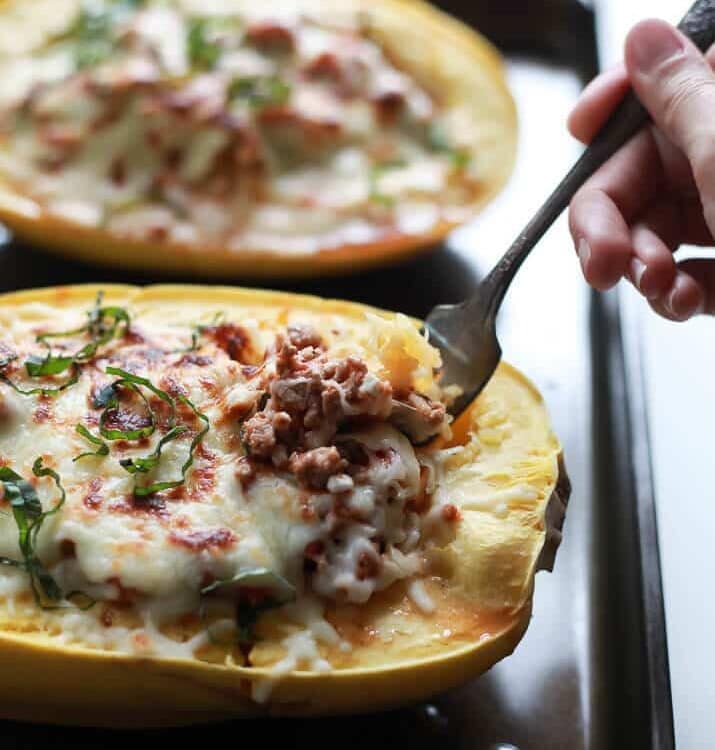 Stuffed Lasagna Spaghetti Squash Recipe ~ The Healthiest Lasagna You'll Ever Eat! Tender Spaghetti Squash Stuffed with Lasagna Filling!