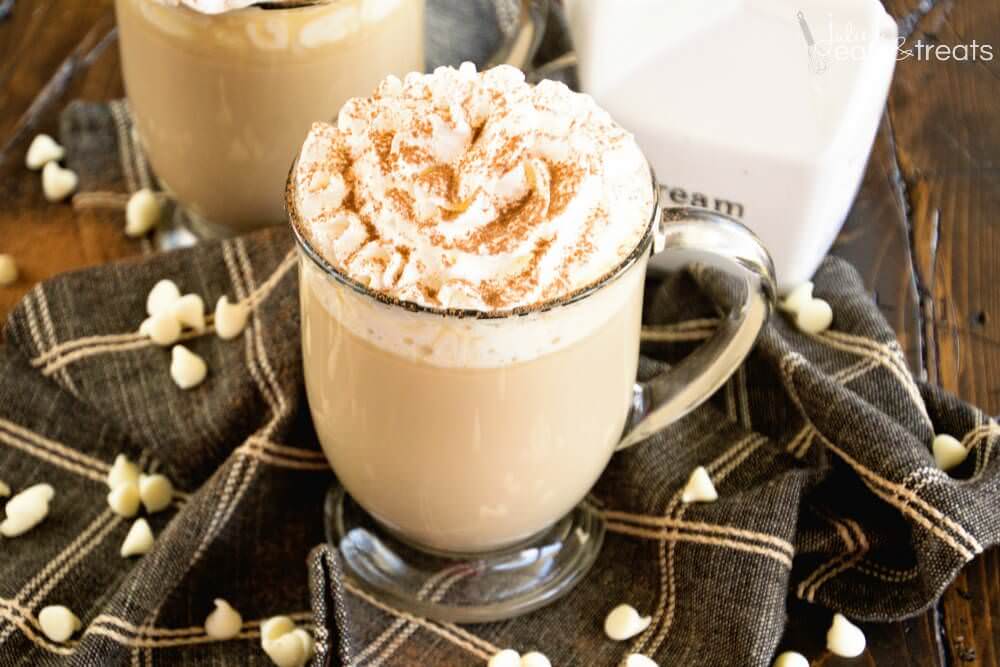 White Chocolate Latte Recipe ~ Delicious, Easy, Homemade White Chocolate Latte Recipe that Will Have You Sipping Lattes Whenever You Want!