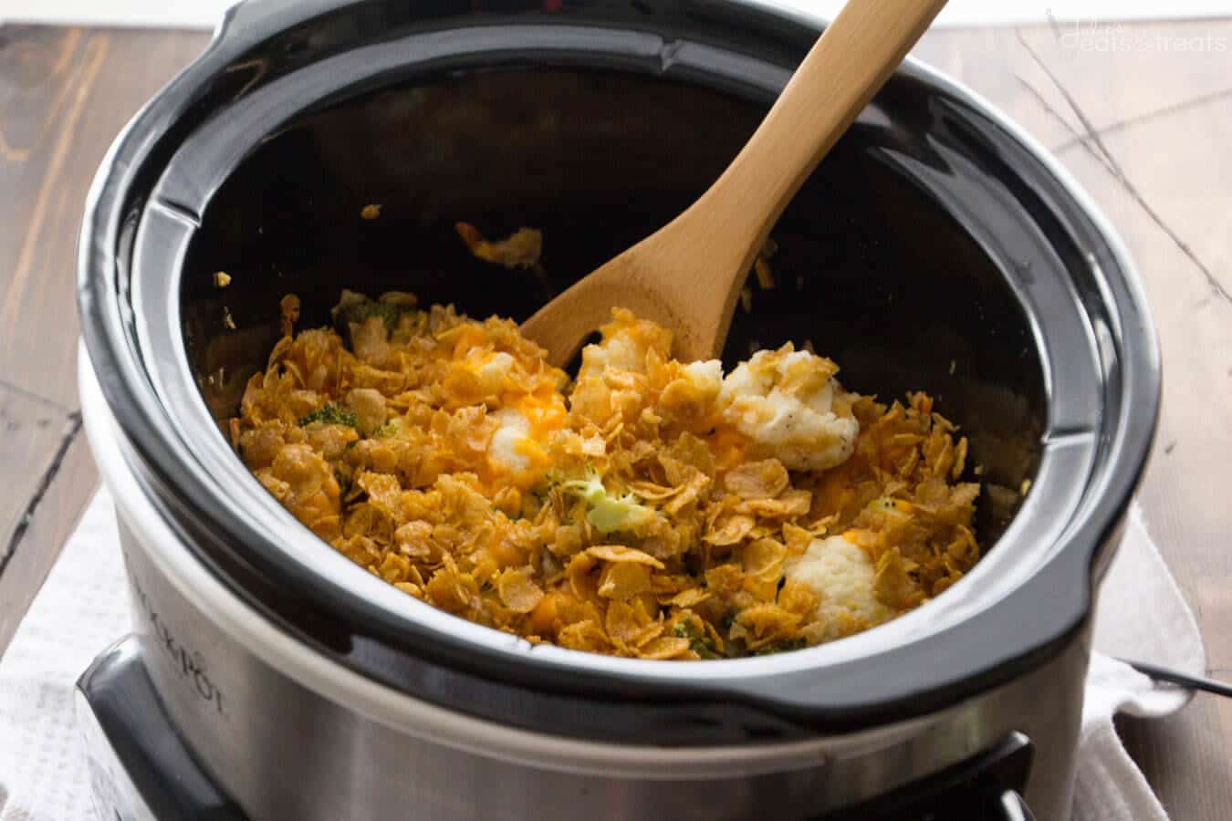 Crock Pot Cauliflower Broccoli Casserole Recipe ~ The Perfect Side Dish Recipe in your Slow Cooker! Broccoli and Cauliflower Smothered in Cheese and Topped with Corn Flakes!