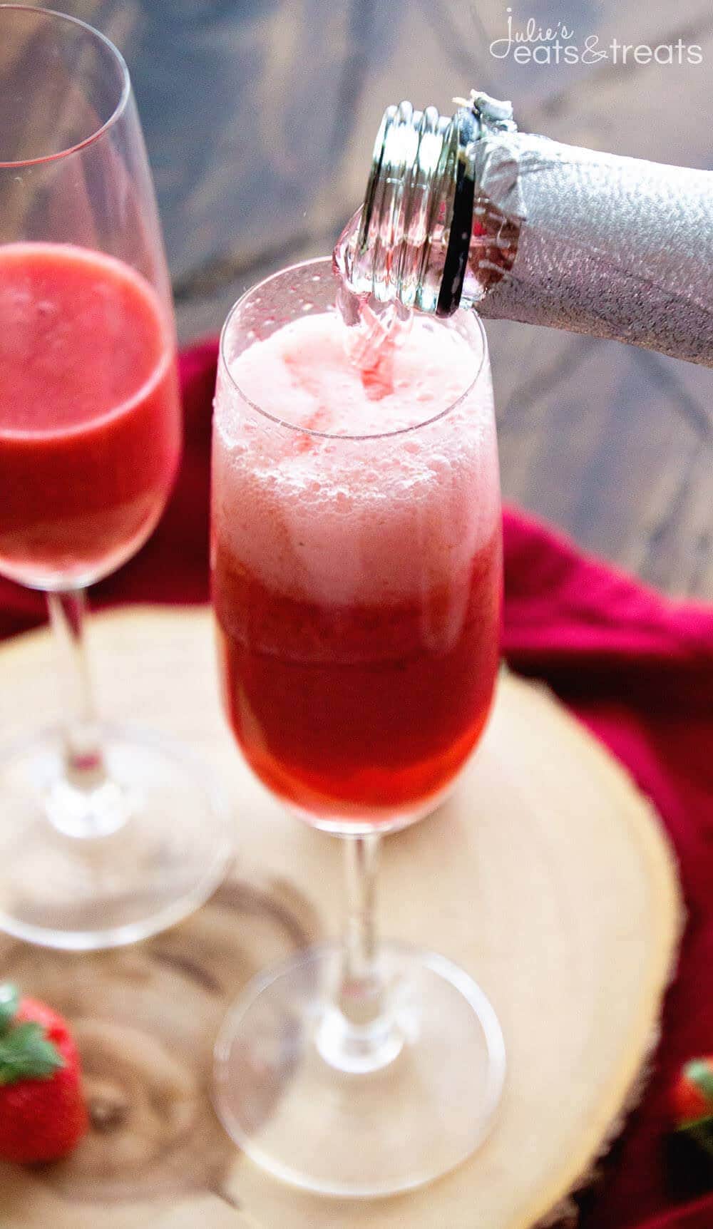 Strawberry Bellini Recipe ~ Delicious, Easy Bellini Recipe Perfect for Celebrating! Fresh Strawberries, Brandy and Sparkling Moscato Make this a Festive Drink!