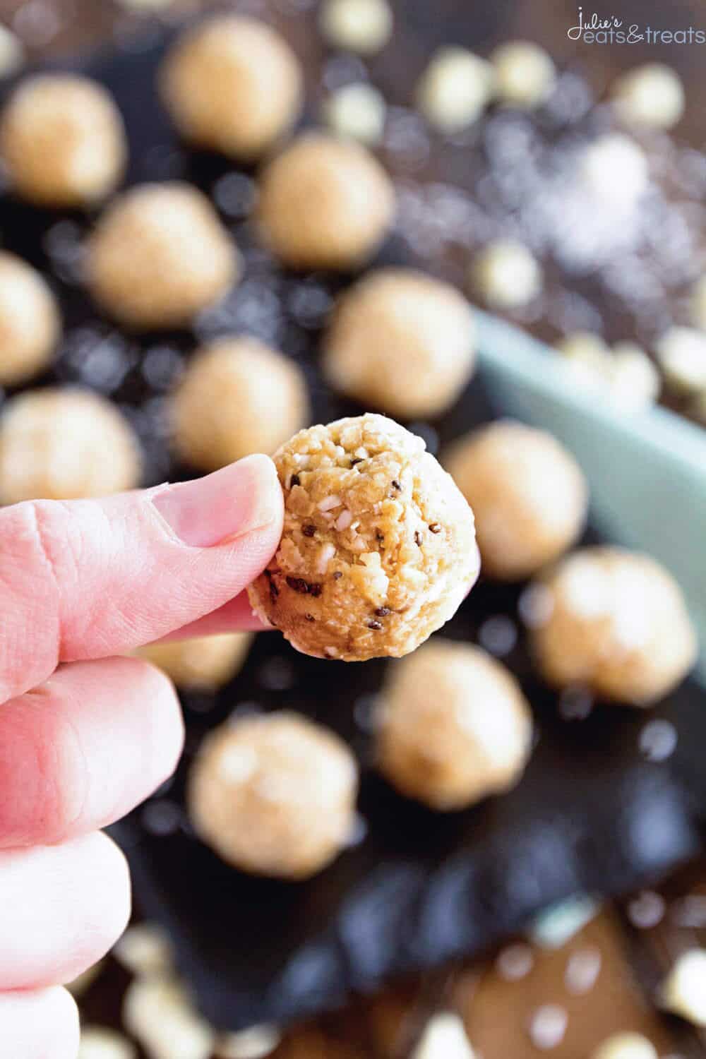 White Chocolate Macadamia Nut Energy Balls ~ Delicious Recipe for Energy Bites Loaded with White Chocolate Chips, Macadamia Nuts, Coconut, Oats, Flaxseed and Chia Seeds!