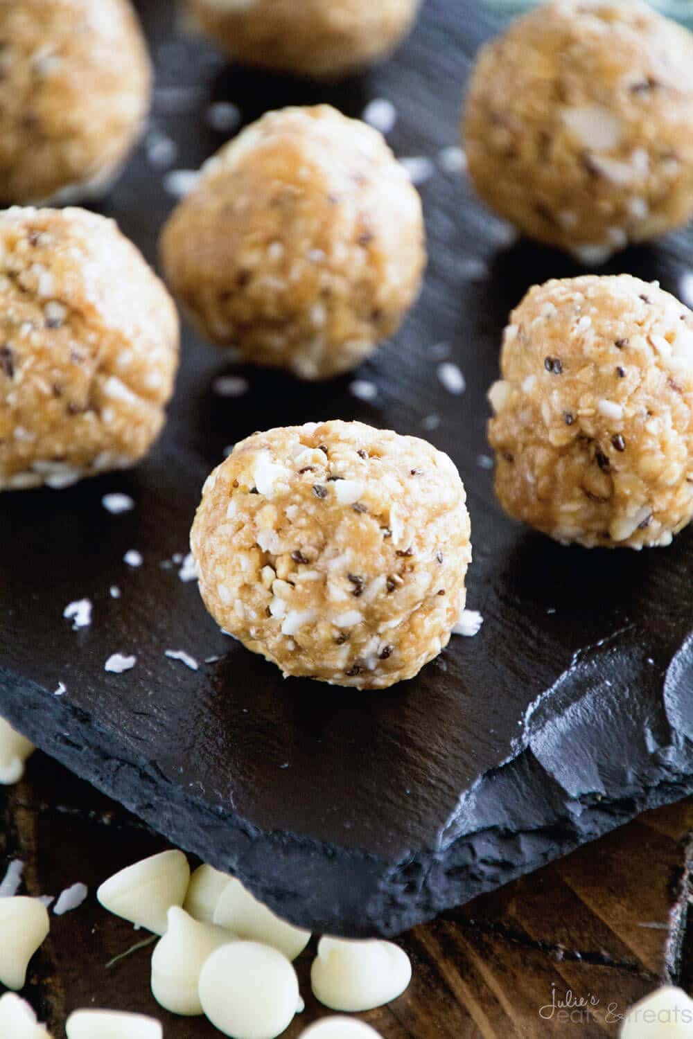 White Chocolate Macadamia Nut Energy Balls ~ Delicious Recipe for Energy Bites Loaded with White Chocolate Chips, Macadamia Nuts, Coconut, Oats, Flaxseed and Chia Seeds!