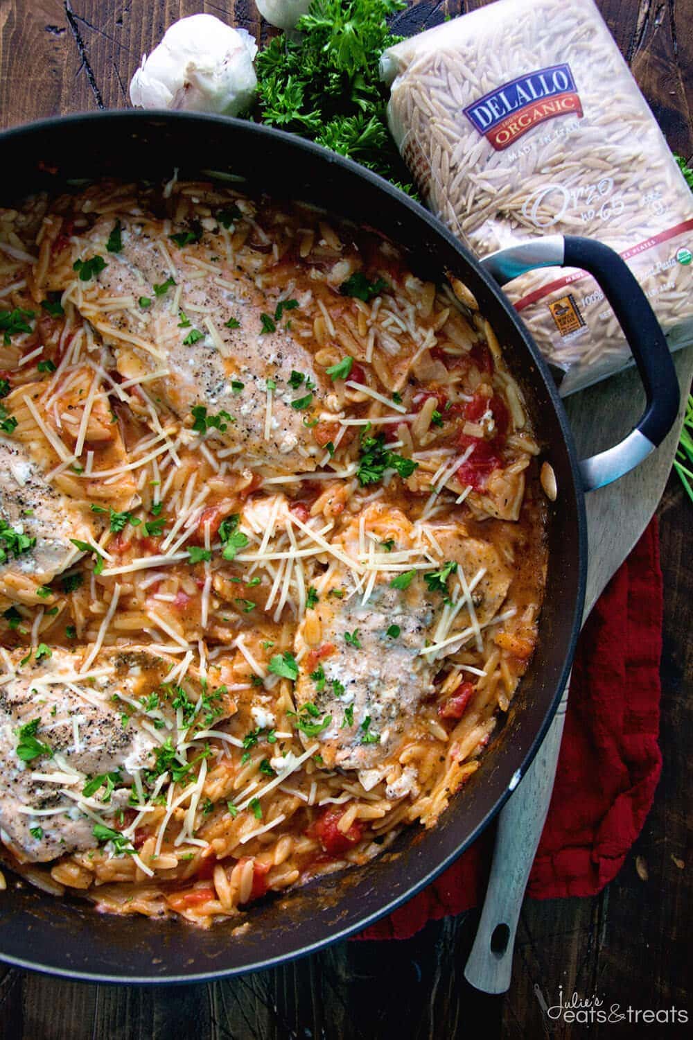 Light Italian One Pot Salmon & Orzo Recipe ~ Quick & Easy One Pot Pasta Dish That is Full of Flavor! Delicious Orzo Pasta, Flavorful Salmon Perfect for an Easy Dinner Recipe!