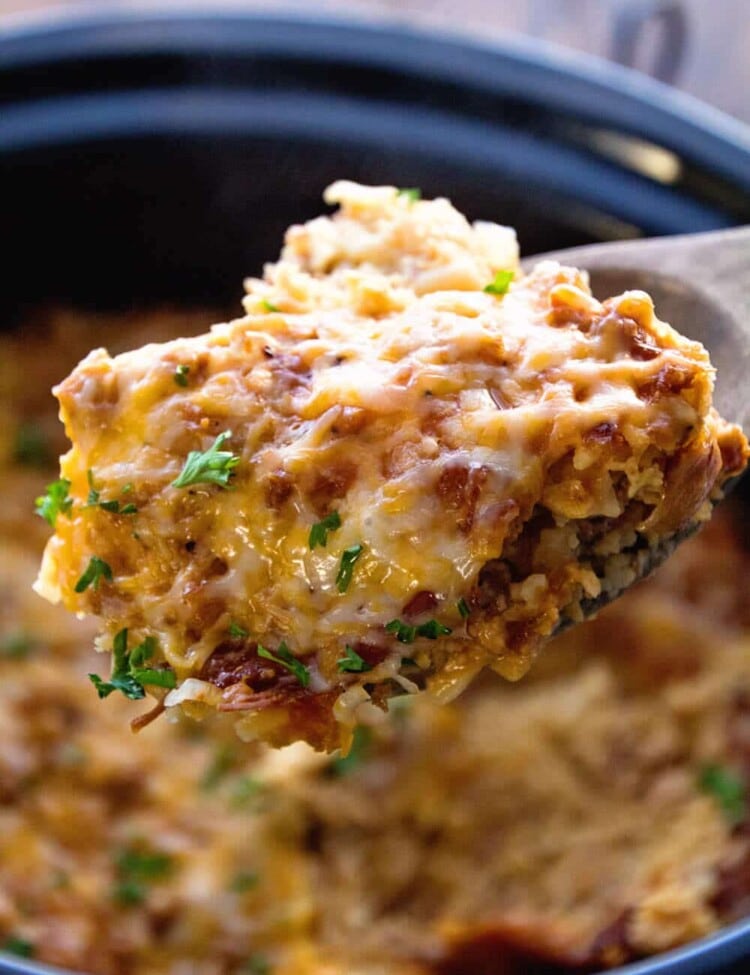 https://www.julieseatsandtreats.com/wp-content/uploads/2016/02/Turkey-Crock-Pot-Overnight-Breakfast-Casserole-Slice-750x975.jpg