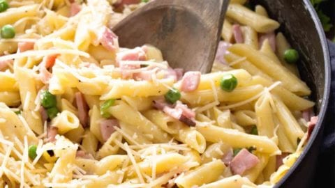 One Pot Ham & Penne Skillet Recipe ~ Delicious Pasta Perfect for a Quick Dinner! Loaded with Ham, Penne and Peas!