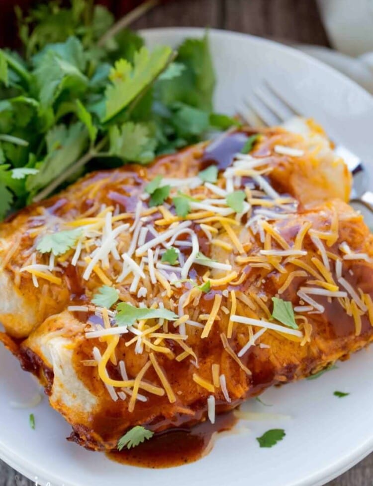 Beef & Potato Enchiladas ~ Loaded with delicious ground beef, crispy potatoes, vegetables then layered in a yummy enchilada sauce! The Perfect Weeknight Easy Dinner Recipe!