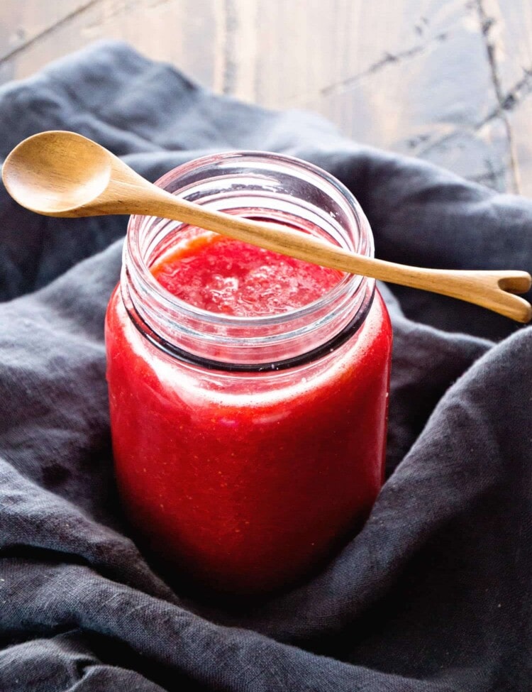 3 Ingredient Easy Strawberry Rhubarb Jam Recipe ~ This Strawberry Rhubarb Jam is so Quick and Delicious that Anyone Can Make It! Plus it's Lightened Up!