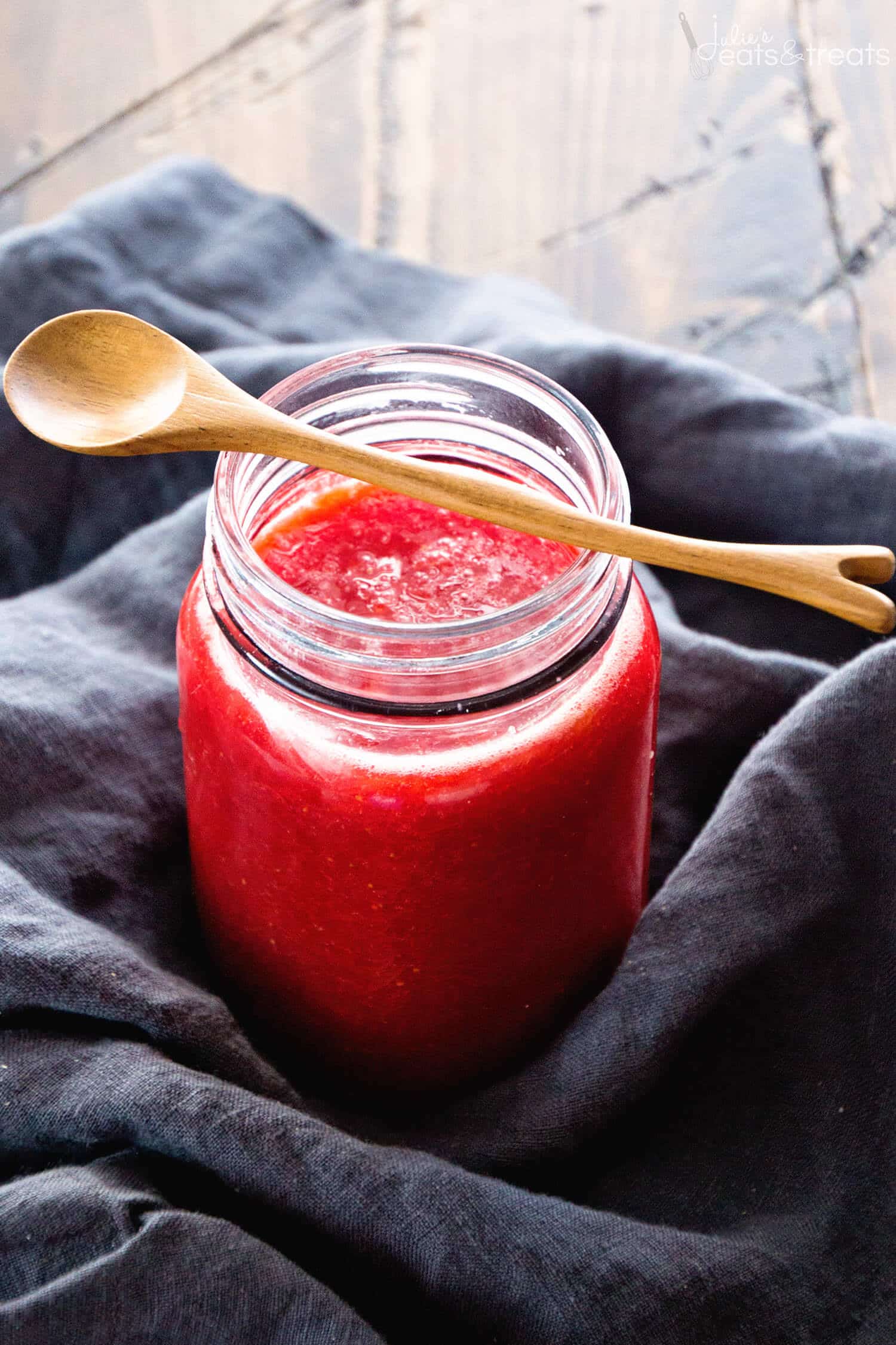 3 Easy Ingredient Strawberry Rhubarb Jam Recipe ~ This Strawberry Rhubarb Jam is so Quick and Delicious that Anyone Can Make It! Plus it's Lightened Up!