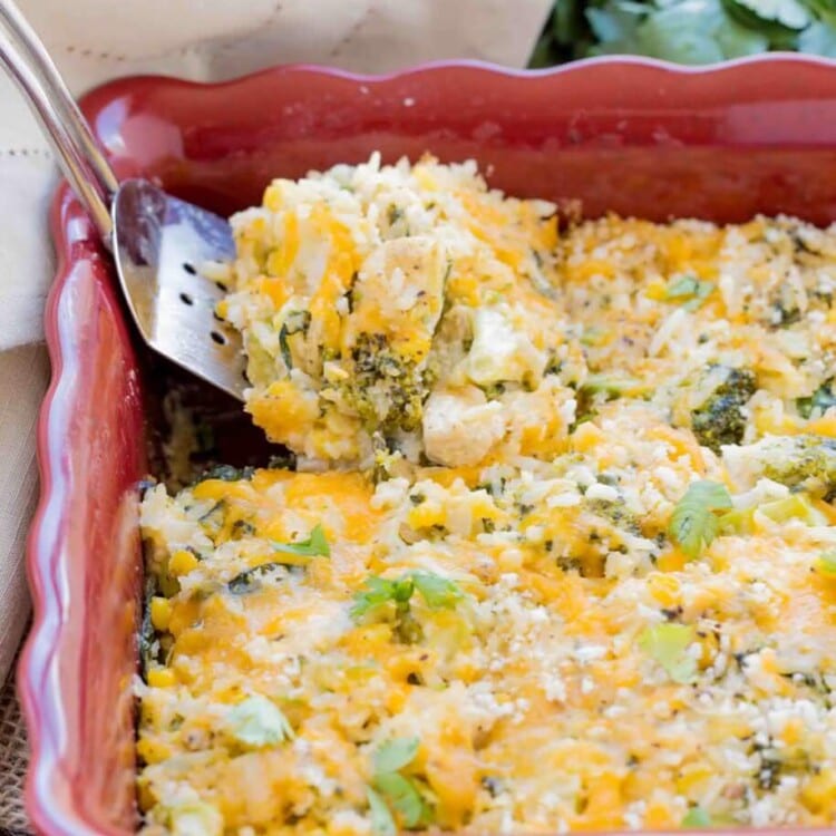 Vegetable and Cheesy Chicken Rice Casserole Recipe ~ Easy, no fuss casserole for dinner! Loaded with all sorts of Delicious Ingredients and the Leftovers are even better the next day.