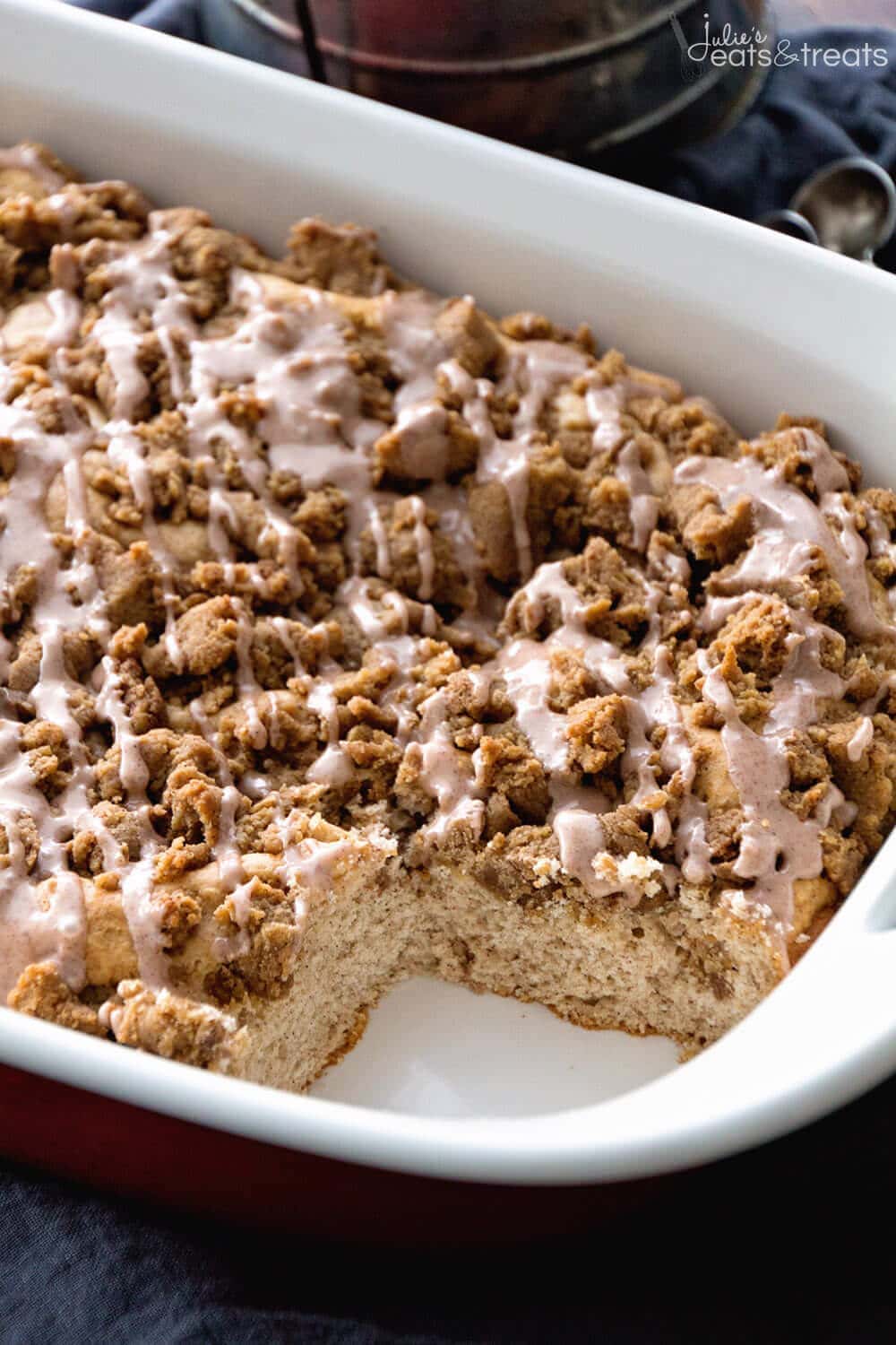 Cinnamon Crumb Coffee Cake Recipe ~ Delicious Coffee Cake Recipe Spiced with Cinnamon and Topped with a Thick Cinnamon Struesel Topping then Drizzled with Icing! Perfect Recipe for Dessert, Breakfast or Brunch!