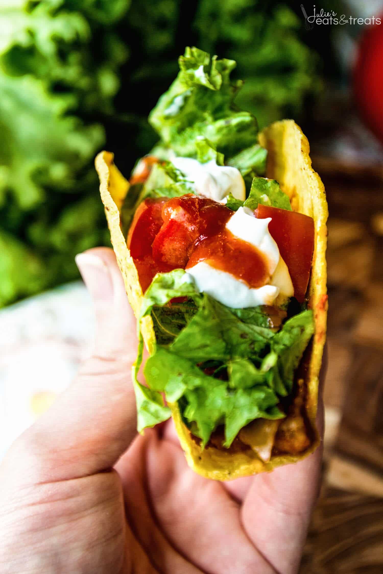 Easy Baked Tacos Recipe ~ Super Easy and Delicious Tacos That Are Baked in the Oven for a Quick Weeknight Meal! Perfect No Stress Meal the Whole Family Will Love!