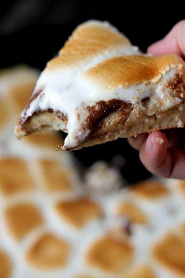 Smores-Pizza-6-768x1152