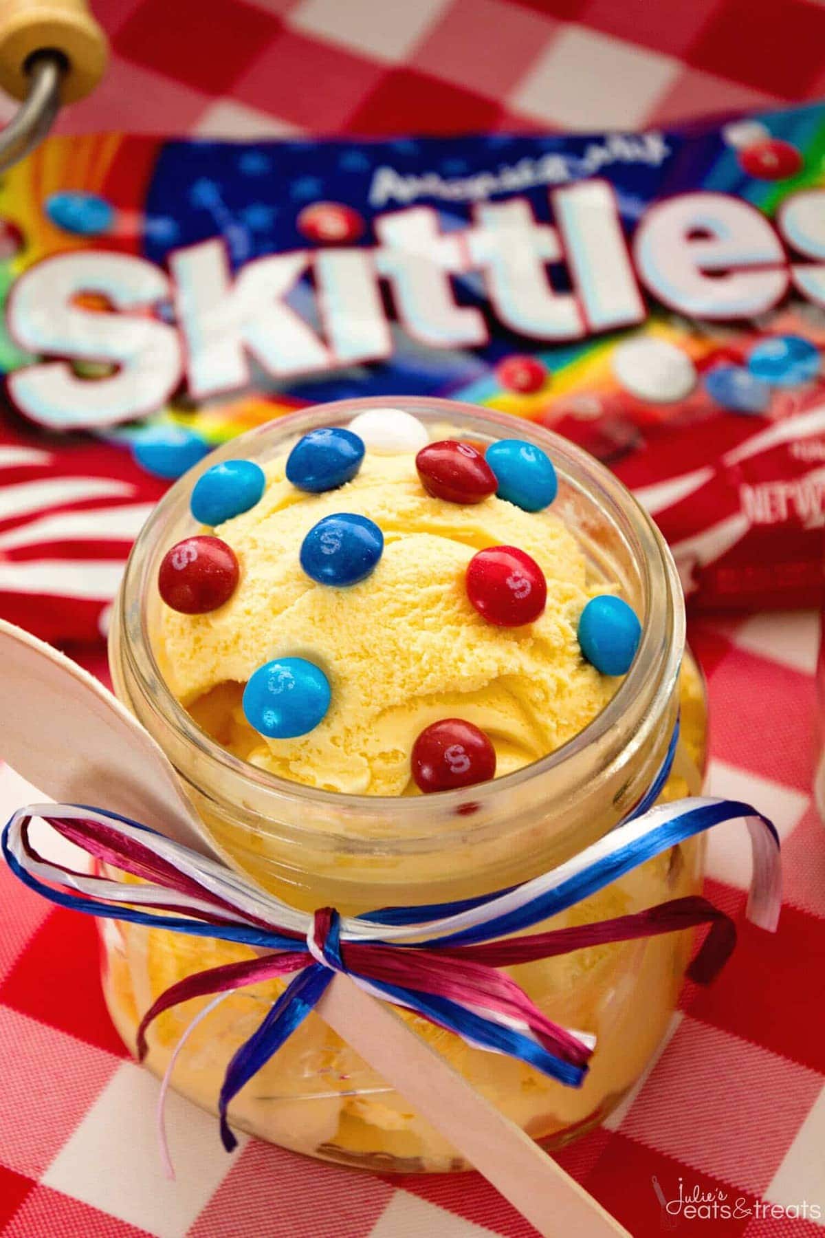 DIY Sundae Ice Cream Bar Party ~ Cool Off this Summer with a Festive DIY Sundae Bar! Grab Your Ice Cream, Toppings and Indulge in This Fun Treat! Perfect for a Summer Party!