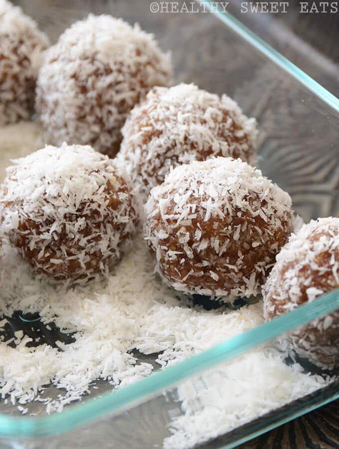 Coconut-Walnut-Date-Bites-3