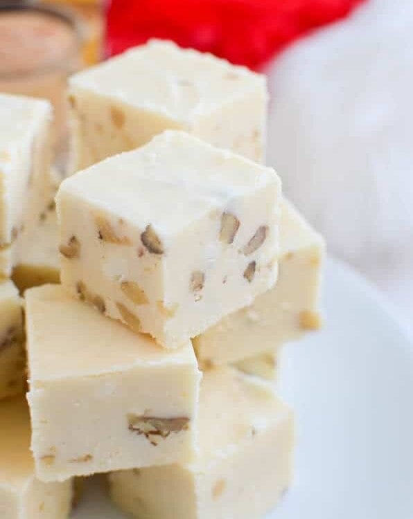 Eggnog Fudge ~ This Quick, Easy and Delicious Fudge Recipe is Loaded with Eggnog and Walnuts! The Perfect Treat for Christmas!