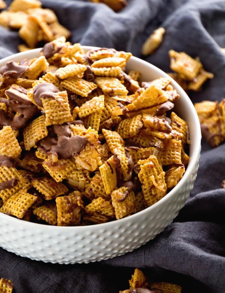 Samoa Chex Mix ~ Easy Snack Mix Loaded with Toasted Coconut, Chocolate and Smothered in Caramel!