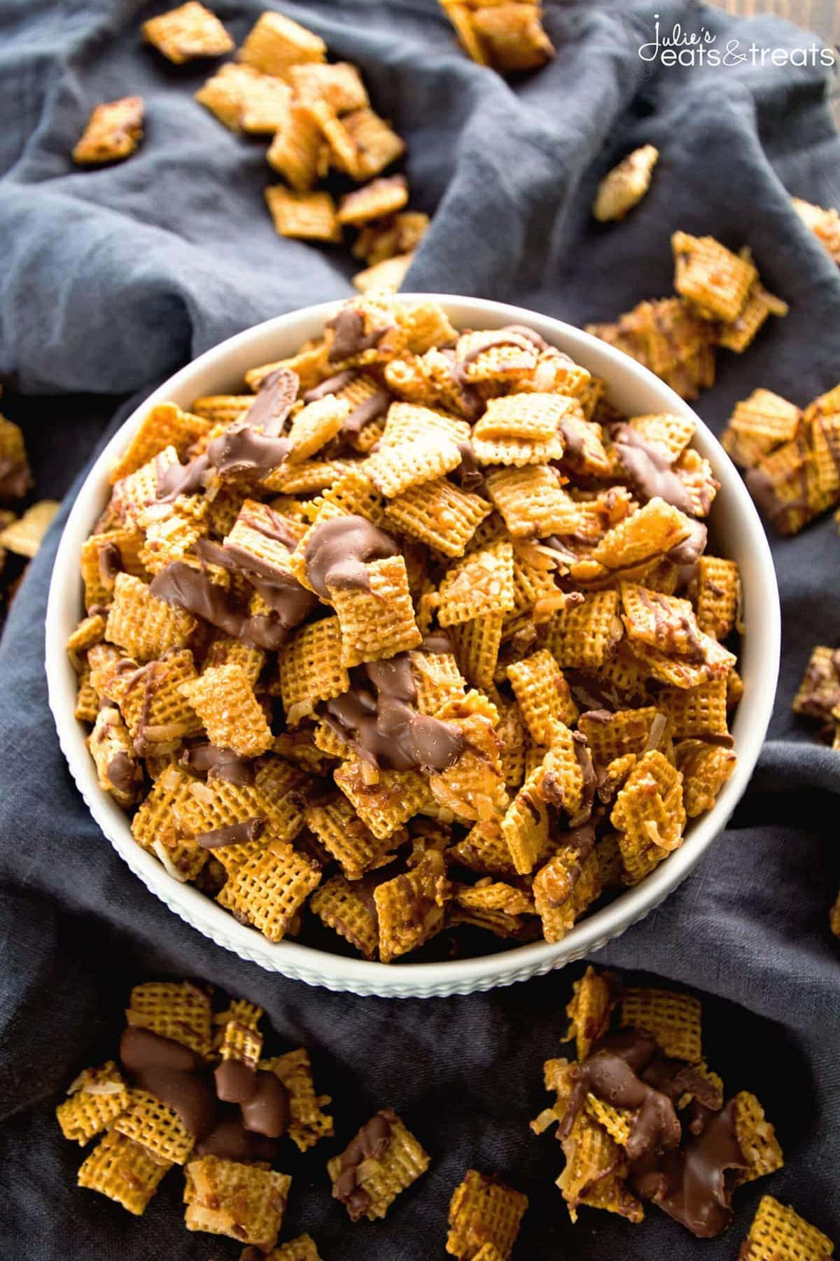 Samoa Chex Mix ~ Easy Snack Mix Loaded with Toasted Coconut, Chocolate and Smothered in Caramel!