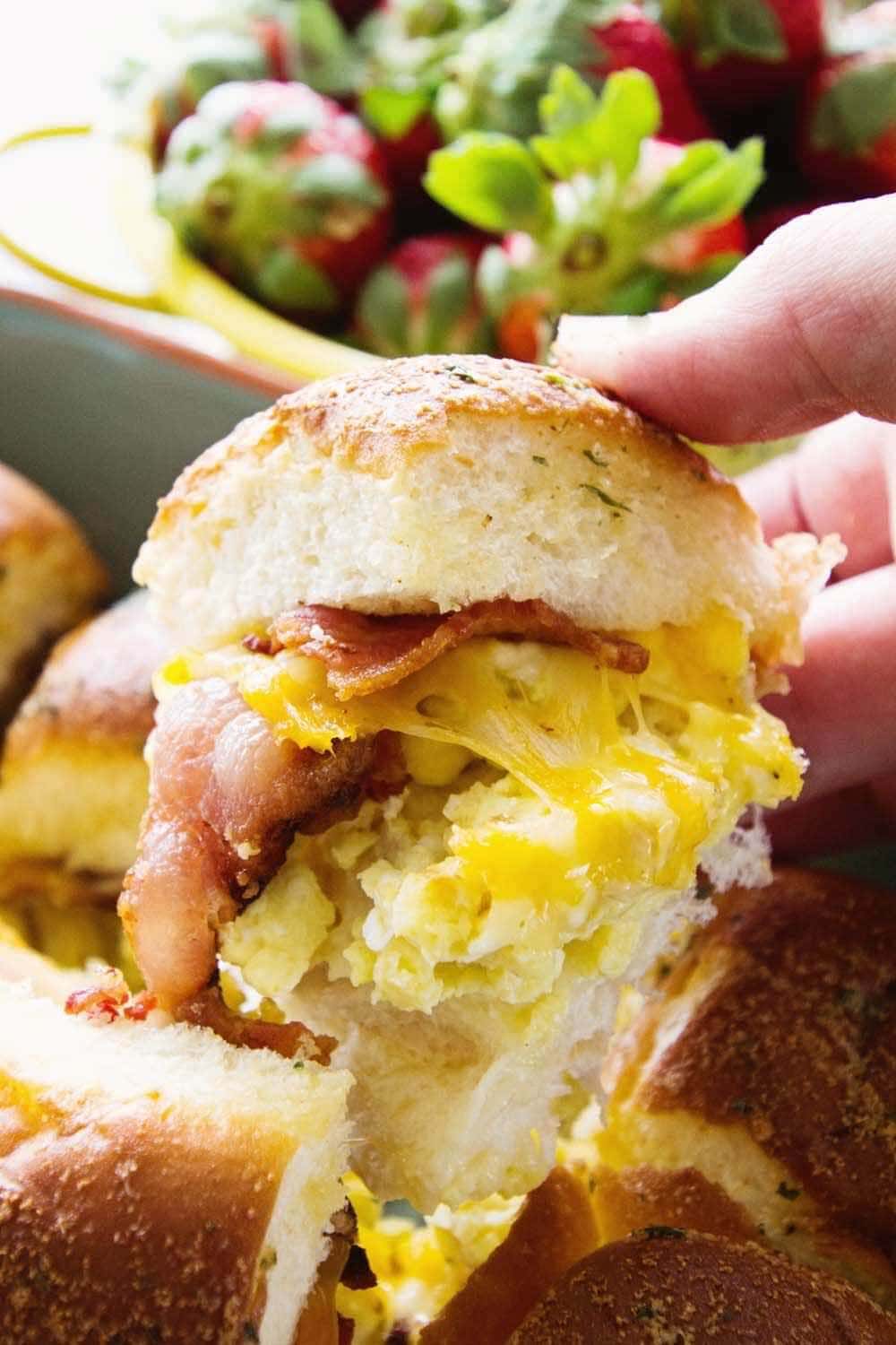 Cheesy Bacon Egg Breakfast Sliders ~ Delicious Slider Sandwiches Stuffed with Bacon, Scrambled Eggs and Cheese! The Perfect Easy Breakfast or Brunch Recipe!