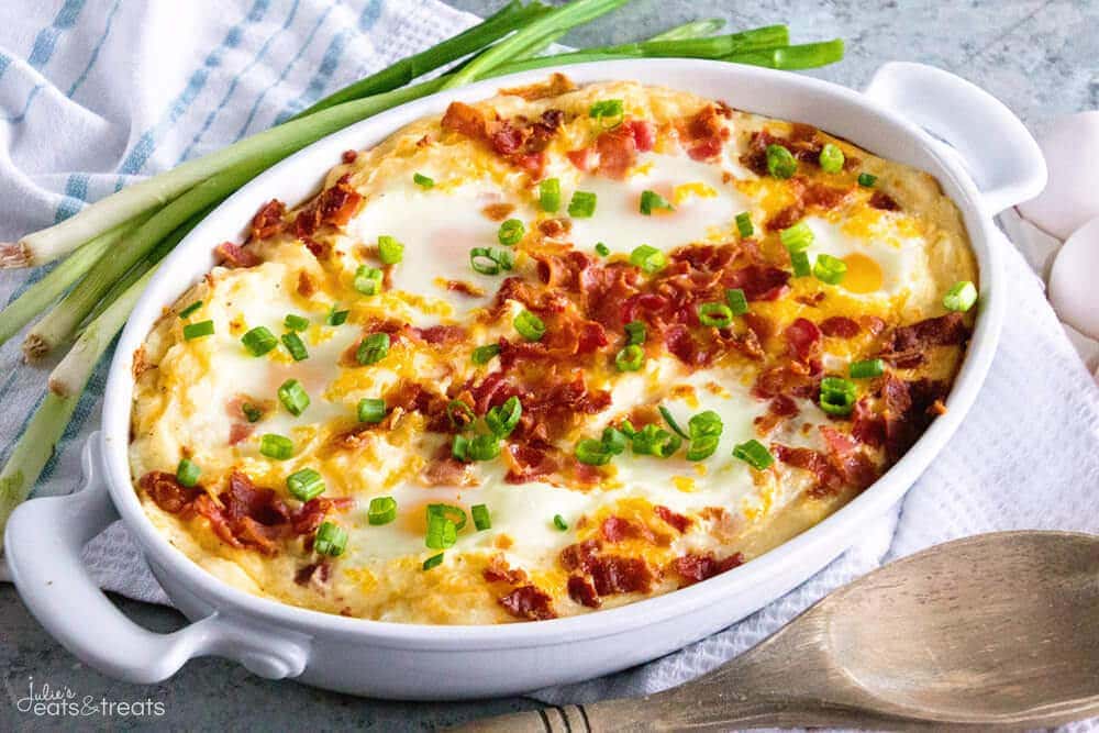 Cheesy Mashed Potato Egg Casserole ~ Perfect Breakfast or Brunch Casserole Loaded with Mashed Potatoes, Eggs, Cheese and Bacon! This Hearty Breakfast Recipe is Perfect for Entertaining!