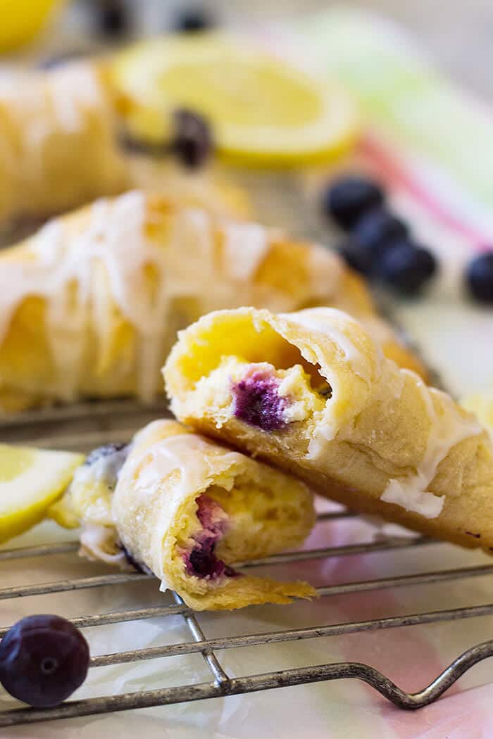 These Lemon Blueberry Cheesecake Crescent Rolls are filled with creamy, sweet and tangy lemon filling and bursting with fresh blueberries! 
